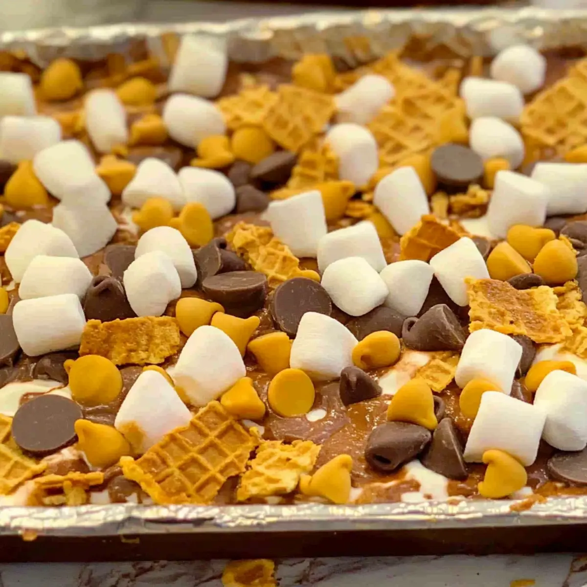 Rocky Road Frozen Greek Yogurt Bark