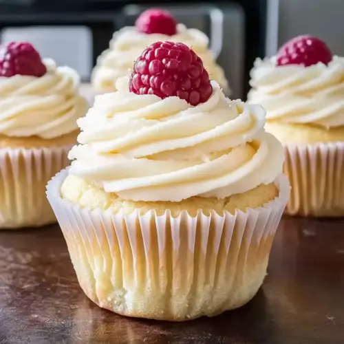 Almond Wedding Cake Cupcakes